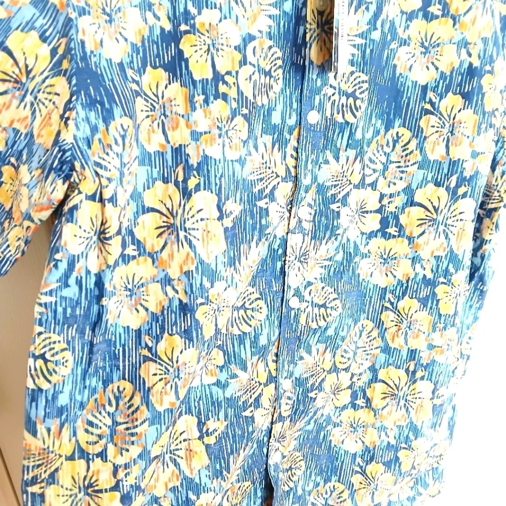 NWT MICROS Short Sleeve Mens Button Front Shirt XL Tropical Cruise Resort Beach